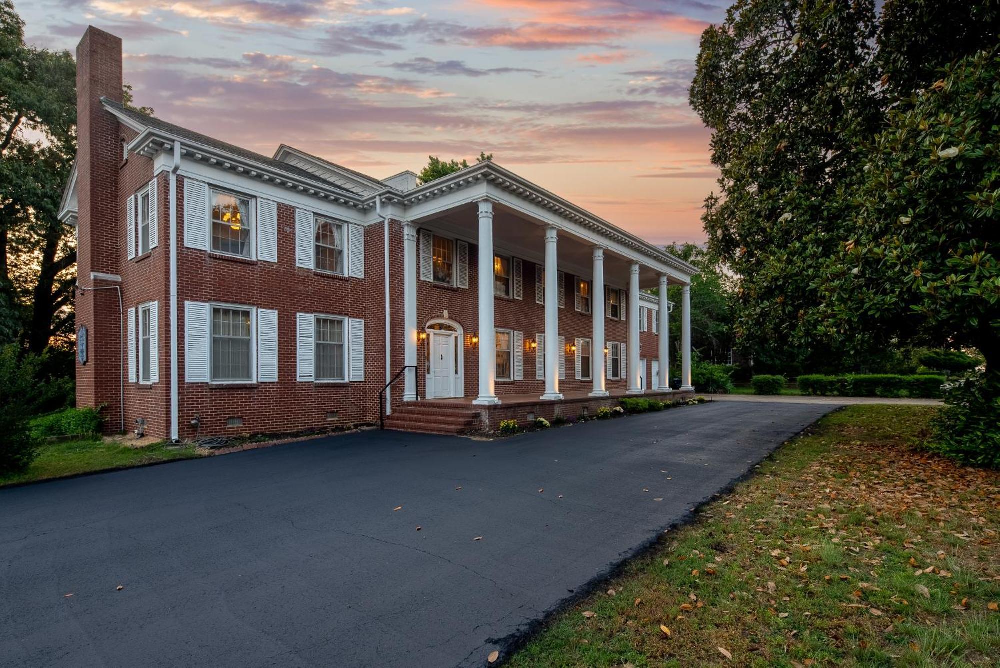 Beland Mansion-Magnolia Suite! Fort Smith Exterior foto